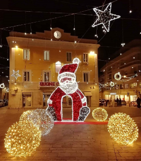 LE FALSE LUCI DEL NATALE